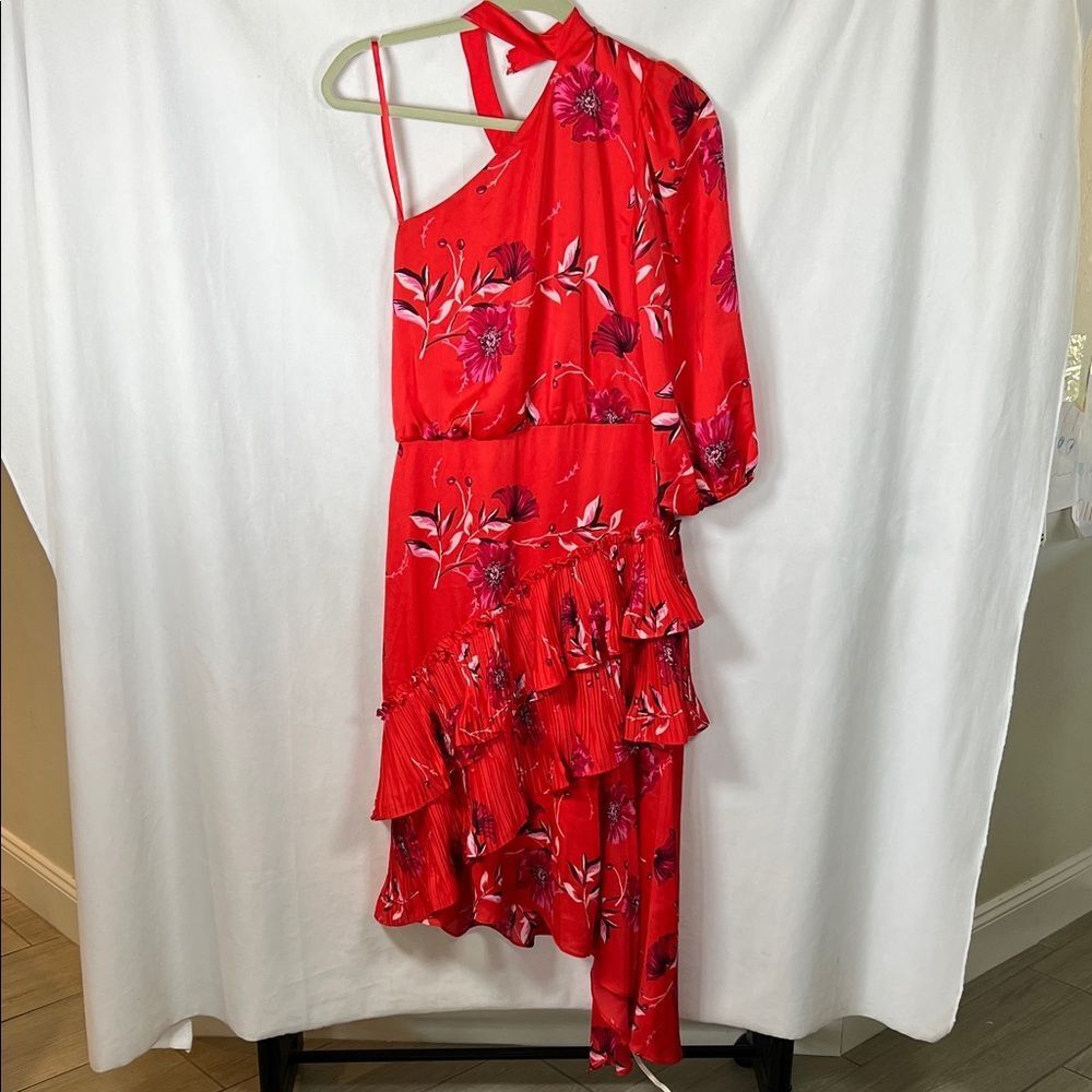 BCBG MaxAzria Asymmetrical One Shoulder Dress size 6